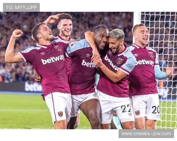 切尔西3-2逆转西汉姆联,英超历史上首次半场两球落后下逆转