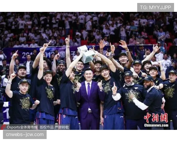 “深度报道：探营CBA球队视频分析室，如何利用数据破解对手防守习惯”